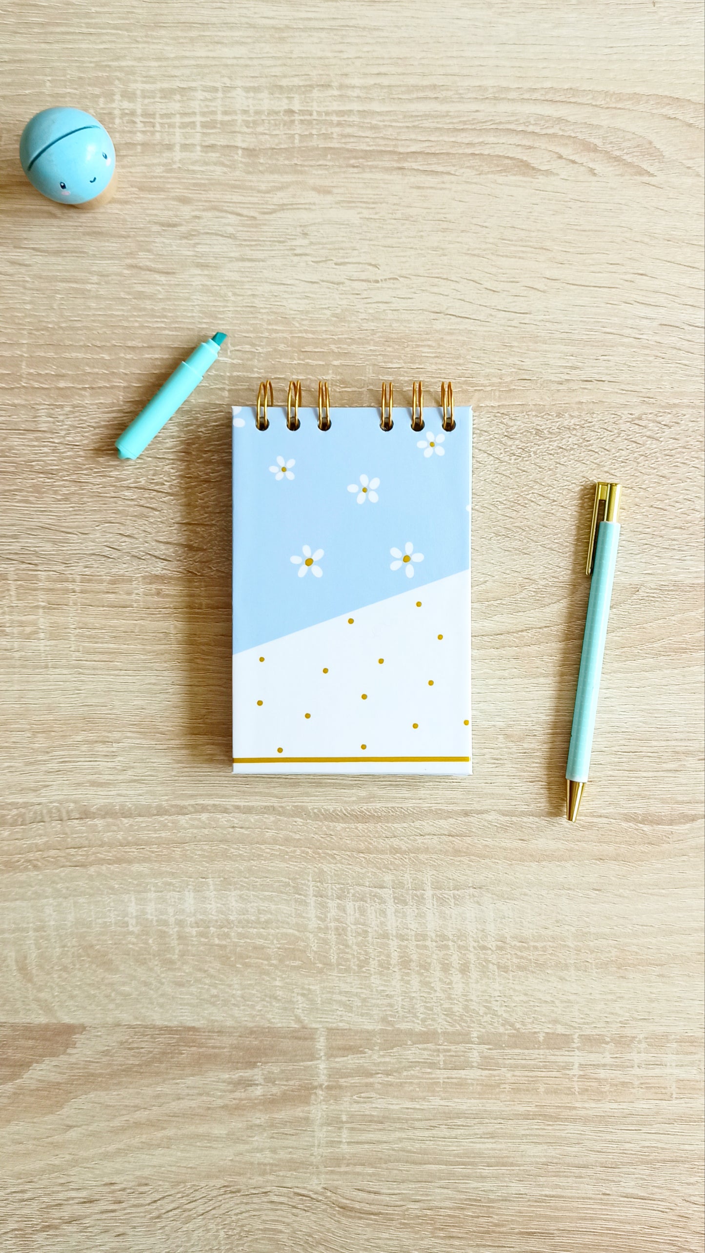 Libreta To do list - Portada estampado flores con toques dorado